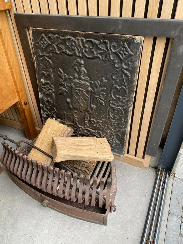 Antieke Asla open haard vuurplaat met haardrooster, Ophalen, Gebruikt, Inbouwhaard, Houthaard
