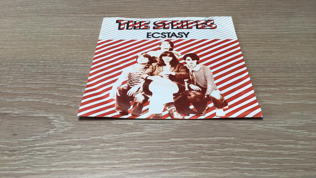 POPROCK-SINGLE VAN THE STRIPES: ECTASY, Ophalen of Verzenden