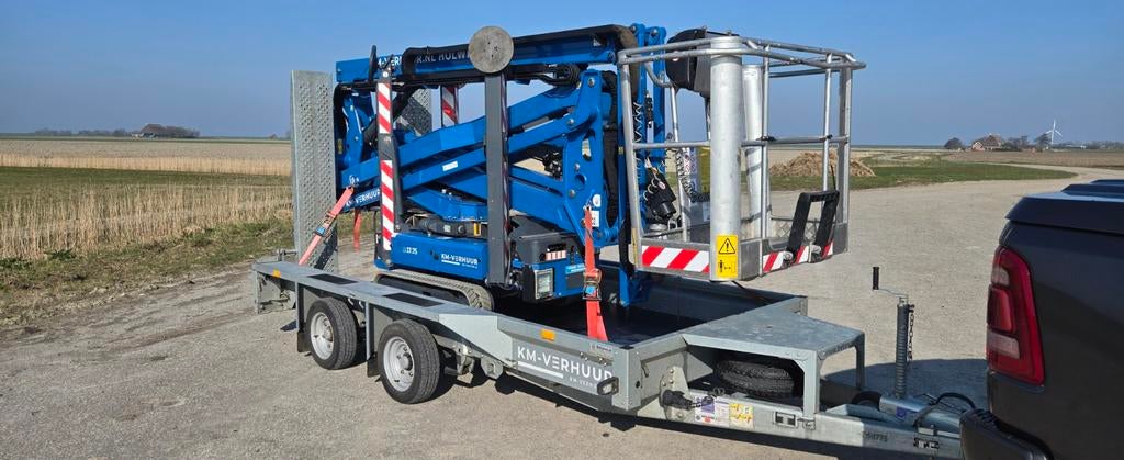 Hoogwerker Huren -  Spinhoogwerker 17m KMverhuur, Diensten en Vakmensen