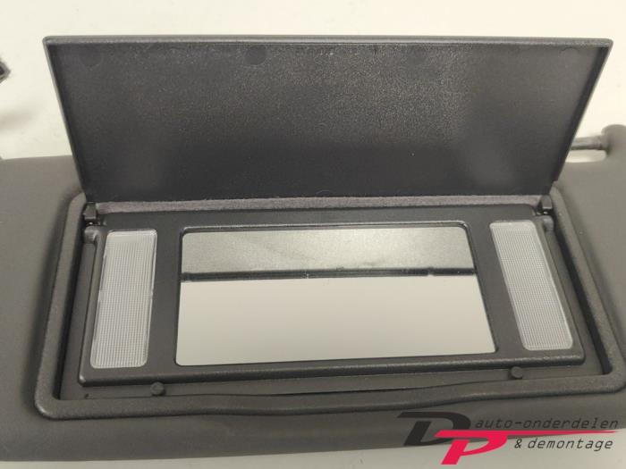 Zonneklep van een Opel Astra, Gebruikt, -, -, Opel