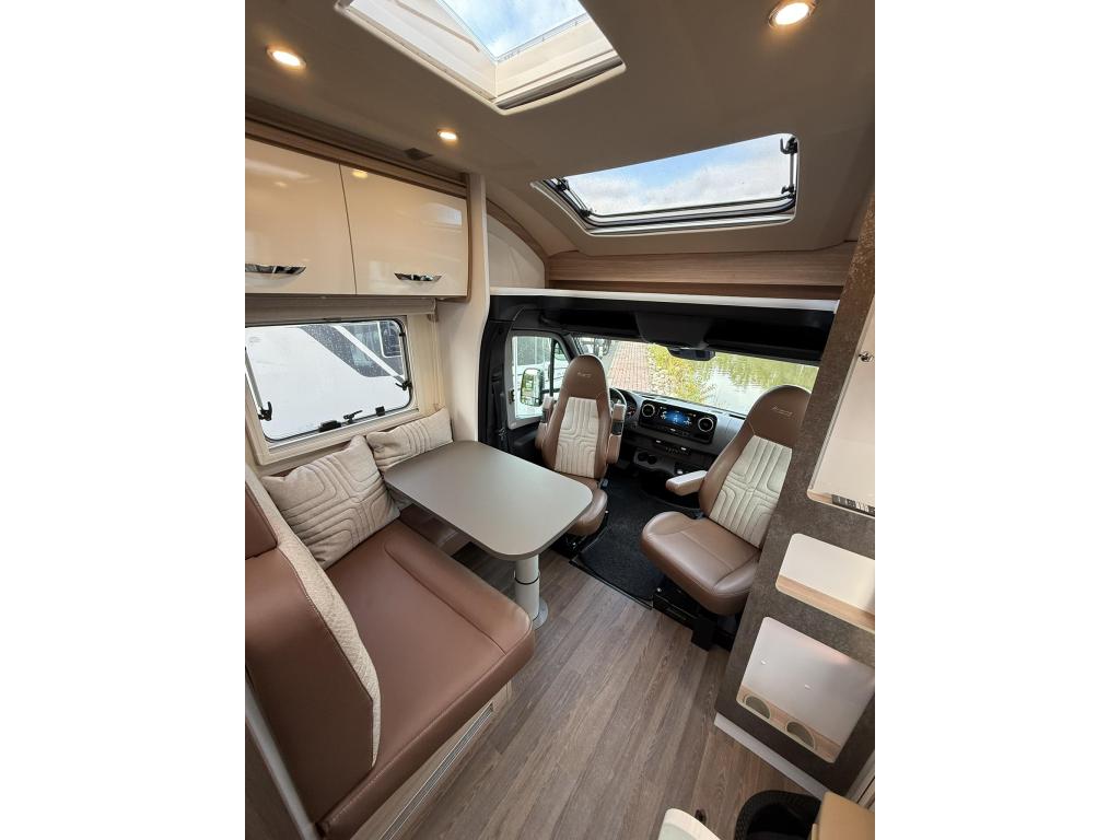 Bürstner Lyseo Harmony Line 690 T Mercedes Lengtebe, Automaat, Bürstner GmbH & Co. KG, Bedrijf, Diesel