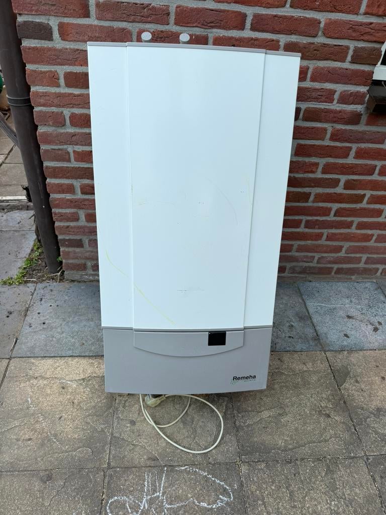 Remeha Quinta voor onderdelen of handig persoon, Doe-het-zelf en Verbouw, Geisers en Boilers, Gebruikt, Onderdeel, Aardgas, Minder dan 20 liter