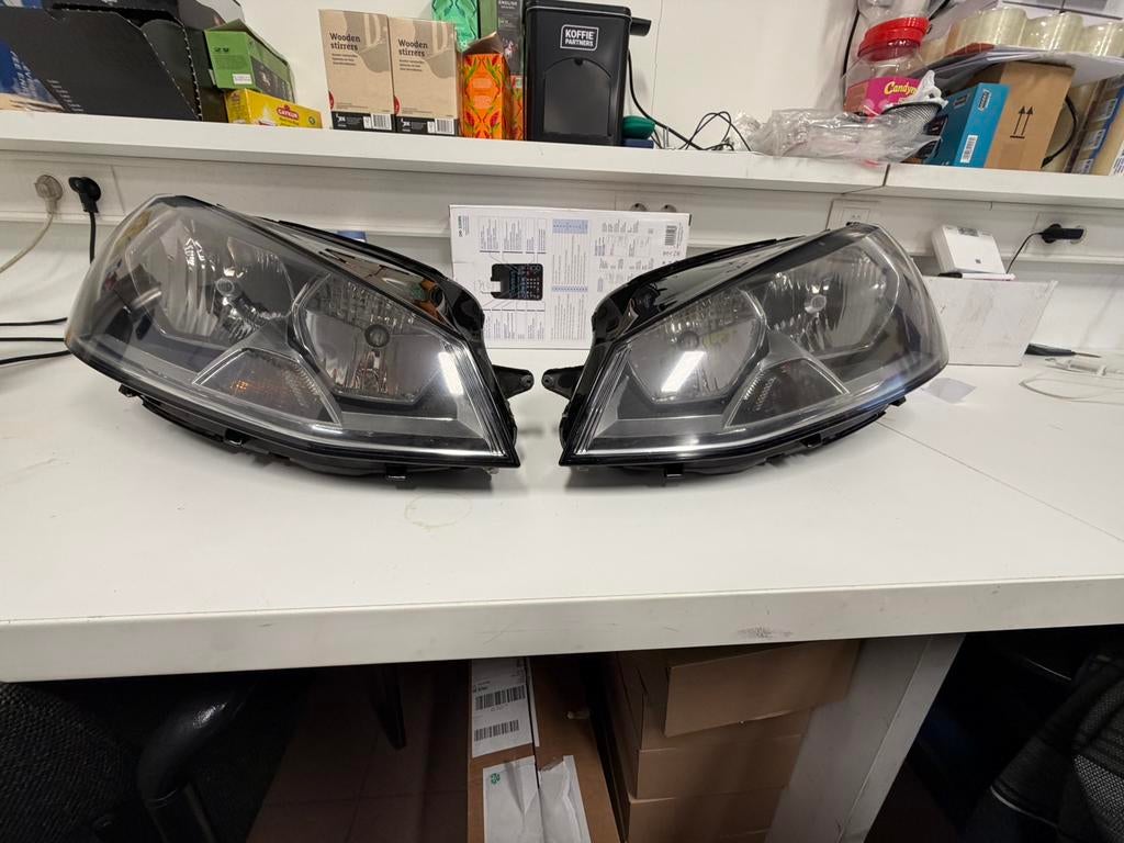 Volkswagen Golf 7 Origineel Koplampen Set ( Halogeen ), Auto-onderdelen, Ophalen, Volkswagen