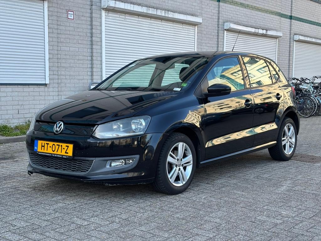 Volkswagen 1.6 TDI BlueMotion Highline 90pk 66kw Zwart 2010, Voorwielaandrijving, Euro 5, Stof, 4 cilinders