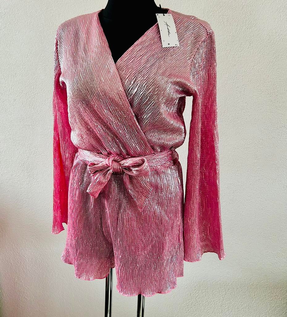 Playsuit metalic roze Ambika, Kleding | Dames, Jumpsuits, Ophalen of Verzenden, Nieuw, Maat 38/40 (M), Roze