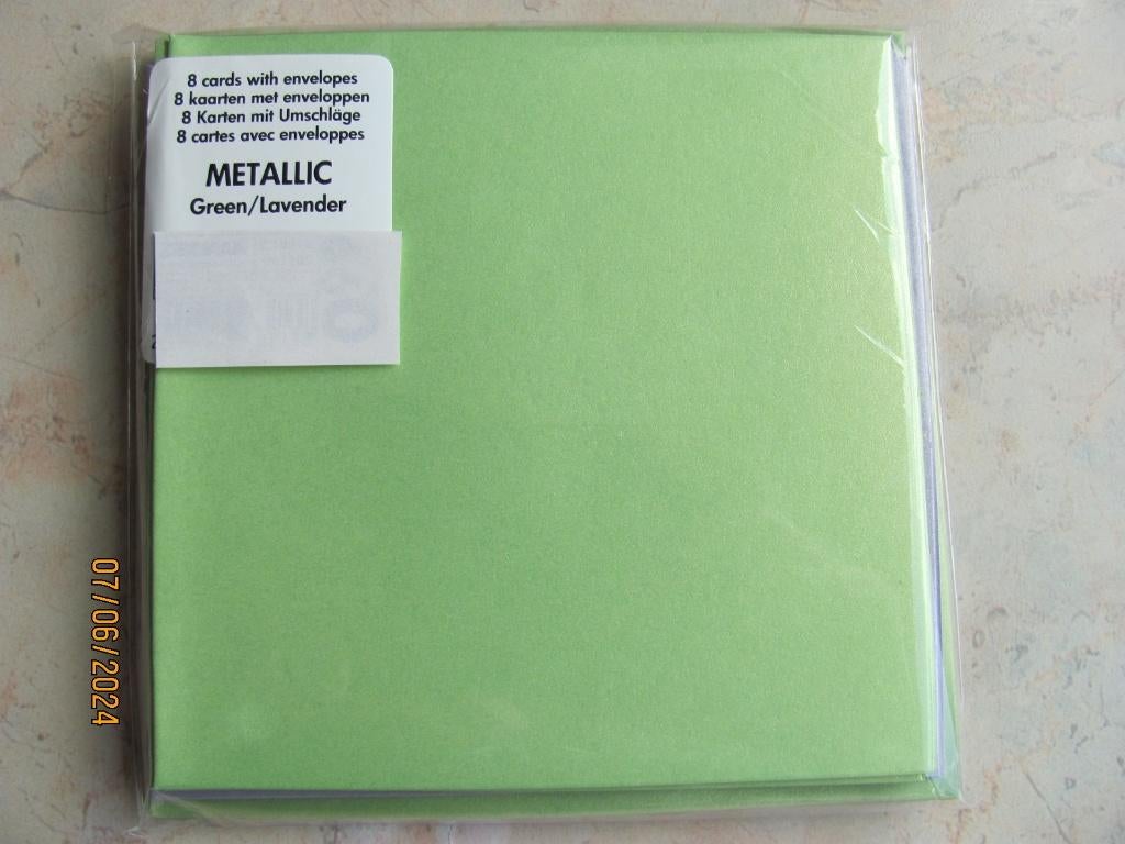 NIEUW 8 x dubbele KAARTEN papier ENVELOP vierkant METALLIC, Hobby en Vrije tijd, Kaarten | Zelf maken, Ophalen of Verzenden, Nieuw