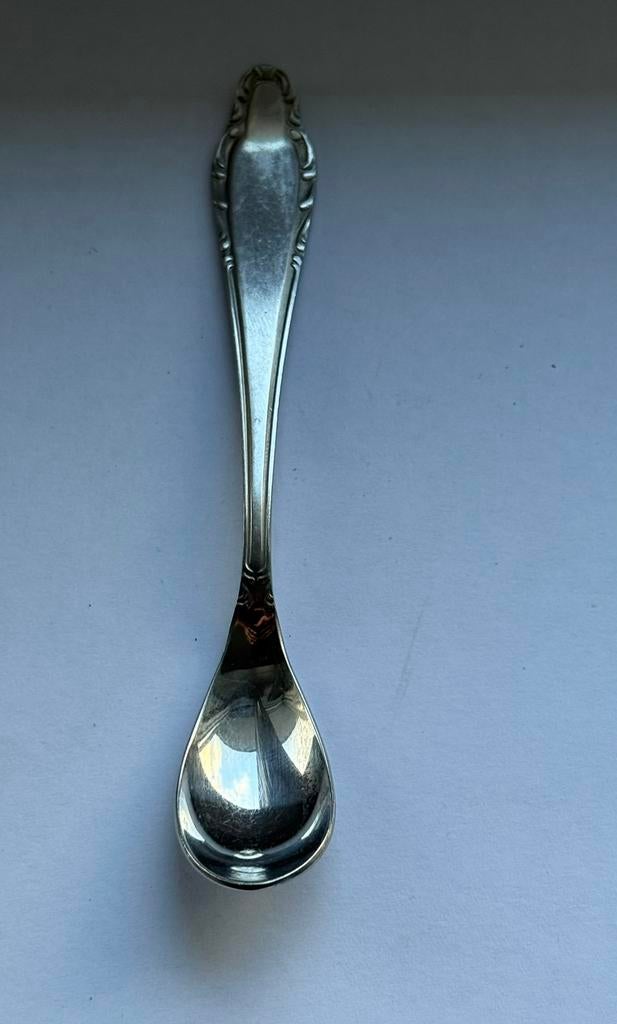 Vintage Sola Theelepeltje – Gemerkt met Sierlijk Reliëf, Ophalen of Verzenden