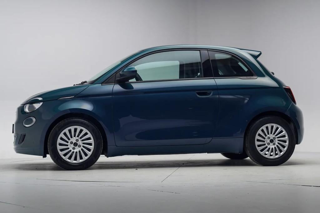 Fiat 500E Action Plus 24 kWh [ Navigatie Stoelverwarming Air, 0 cilinders, Gebruikt, 70 pk, Elektrische buitenspiegels