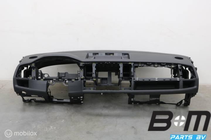 Dashboard VW Transporter T6 7E1857003DH, Gebruikt