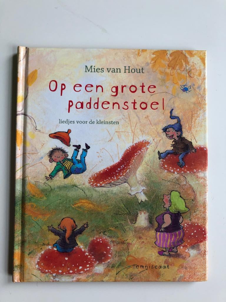 Op een grote paddenstoel - Mini boekje mét CD, Fictie algemeen, Mies van Hout, Ophalen of Verzenden, Zo goed als nieuw