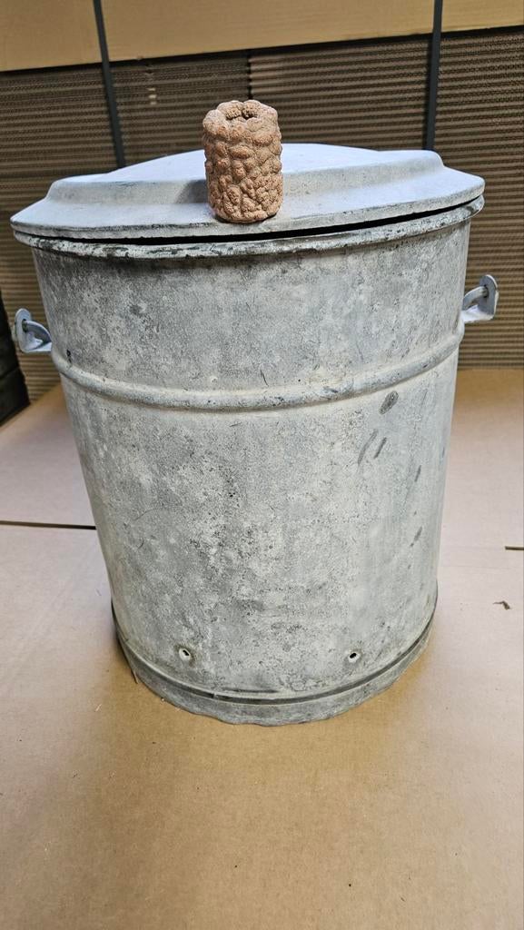 Zinken vuilnisemmer , zinken zaai bak, zinken weck ketel., Tuin en Terras, Bloembakken en Plantenbakken, Gebruikt, Overige materialen