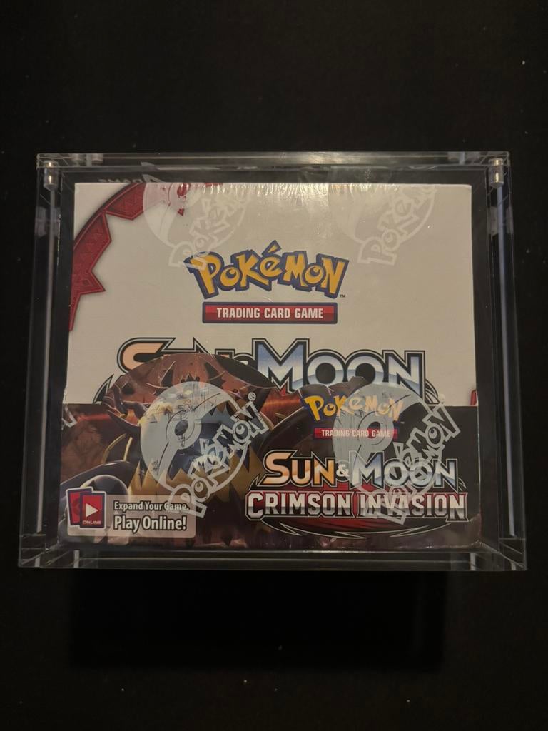Pokémon Sun & Moon Crimson Invasion Booster Box Sealed, Hobby en Vrije tijd, Verzamelkaartspellen | Pokémon, Ophalen of Verzenden