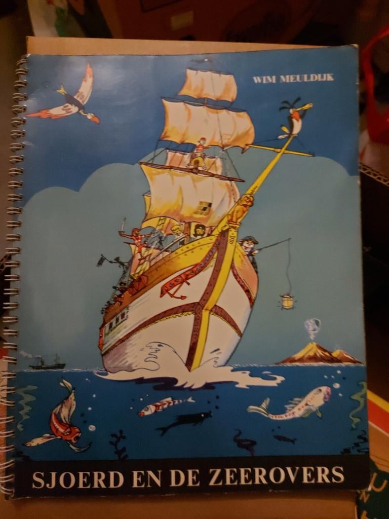 Plaatjesalbum sloerd en de zeerovers, Ophalen of Verzenden, Gelezen, Plaatjesalbum