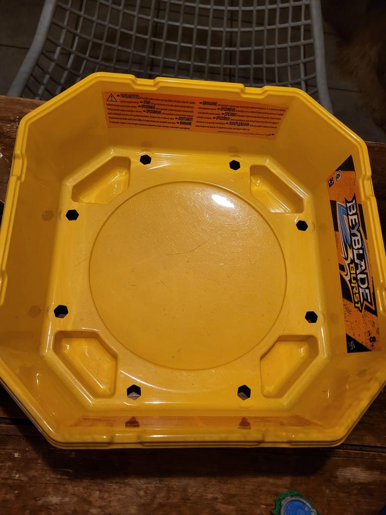 Beyblade, Verzamelen, Ophalen of Verzenden, Gebruikt