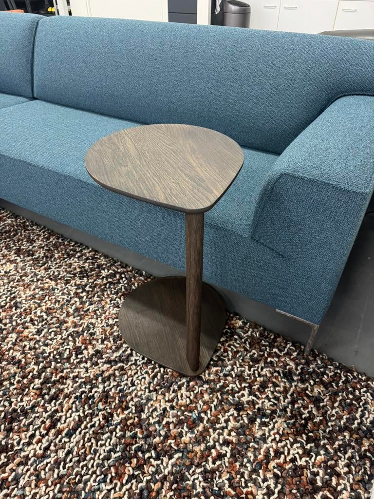 Nieuw Artifort Compass bijzettafel | Artifort bijzettafel, Ophalen, Minder dan 55 cm, Artifort, Rolf Benz, Leolux, Montis, Design on Stock