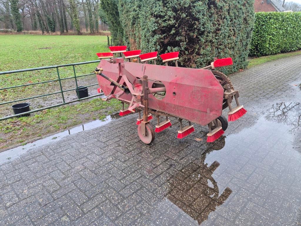 Veegmachine voor achter trekker, Tuin en Terras, Veegmachines, Ophalen