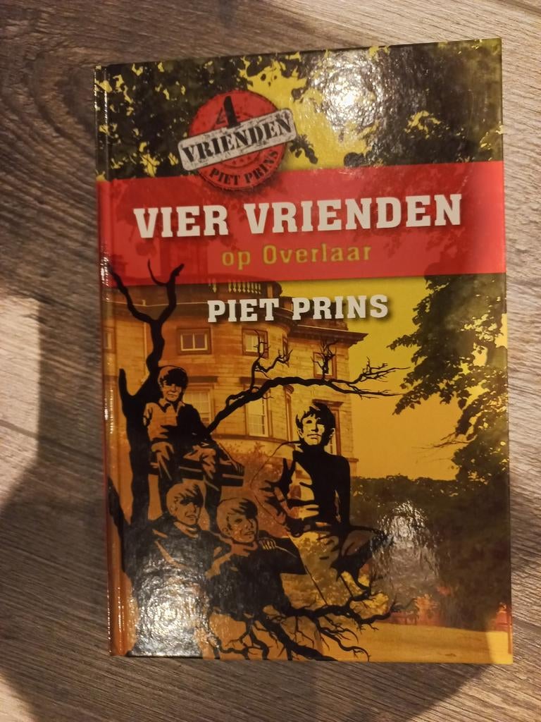 Piet Prins - Vier vrienden op Overlaar, Boeken, Ophalen of Verzenden, Zo goed als nieuw, Piet Prins