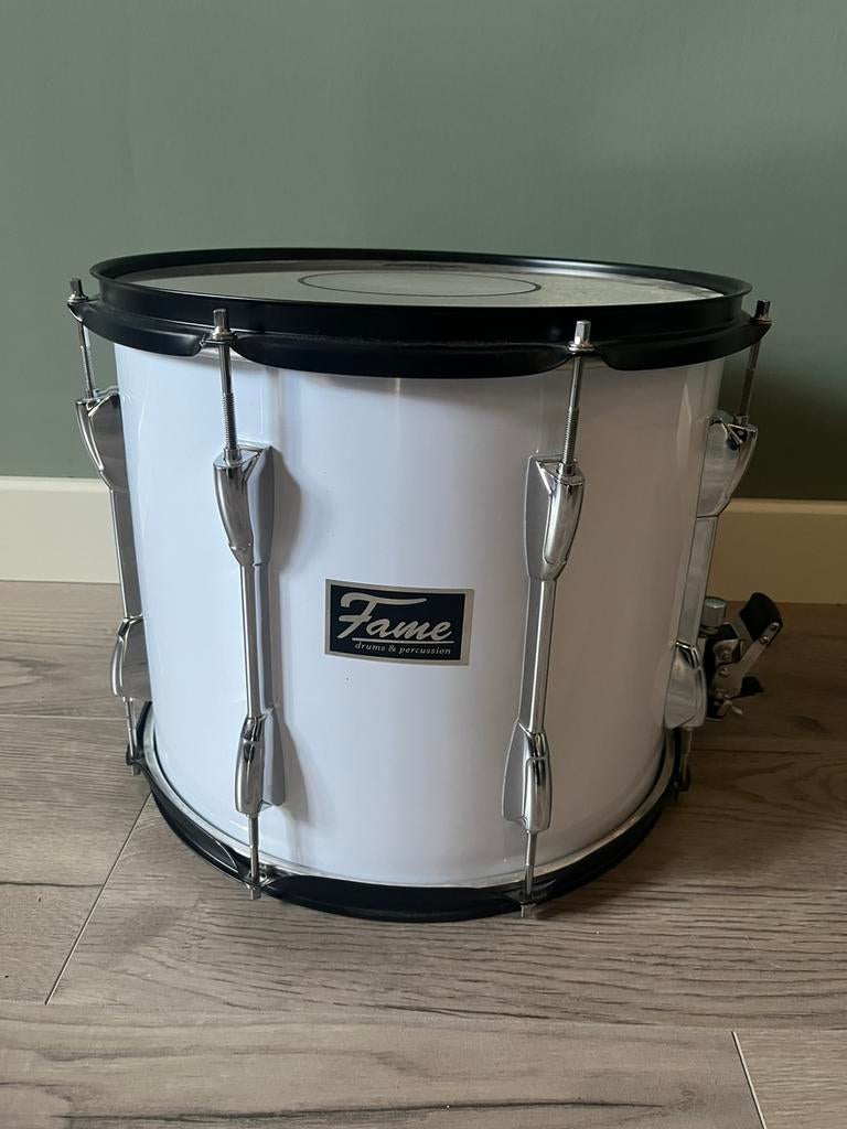 Drum/trom marching snare van het merk Fame., Ophalen, Zo goed als nieuw, Overige merken