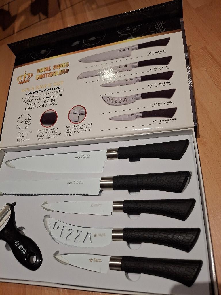 Messenset nieuw in doos, Huis en Inrichting, Keuken | Bestek, Ophalen of Verzenden, Nieuw, Rvs of Chroom