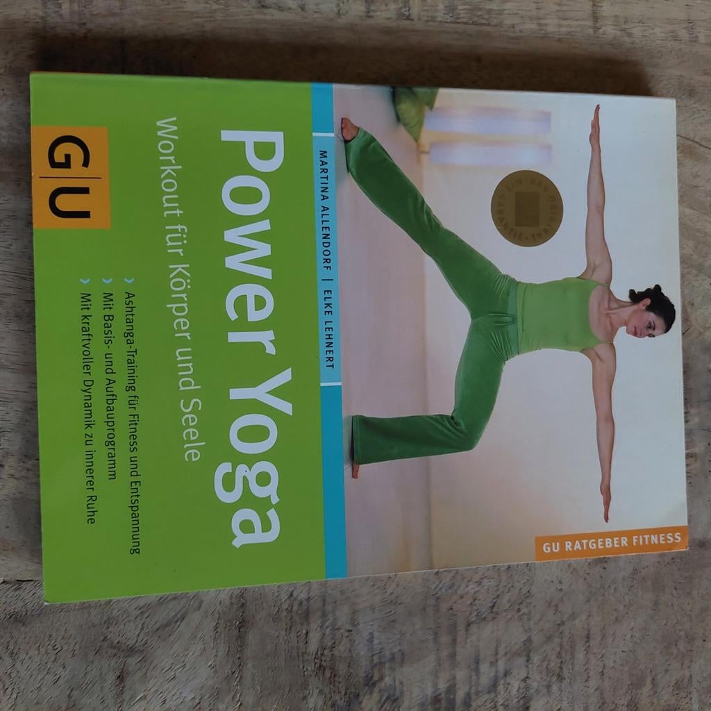 Power yoga, Boeken, Ophalen of Verzenden, Zo goed als nieuw, Gezondheid en Conditie