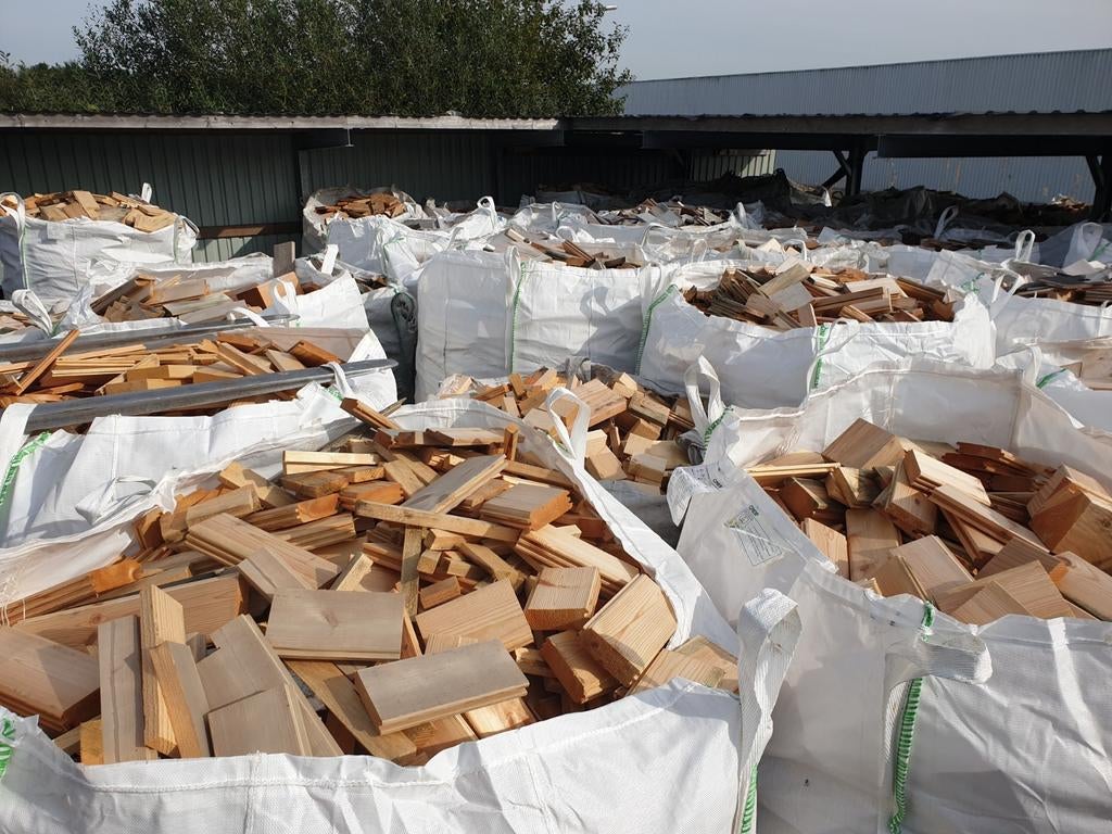 Lekker warm met MEGABIGBAG 2 m3 droog schoon stookhout, Tuin en Terras, Haardhout, 6 m³ of meer, Ophalen of Verzenden