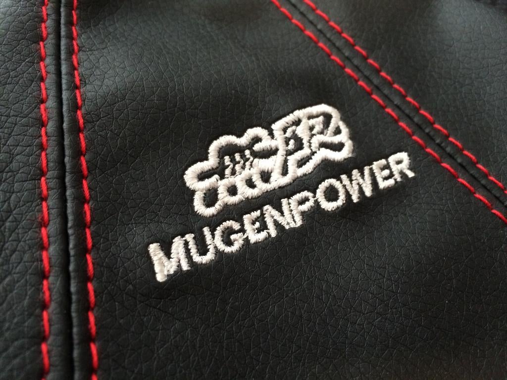 PowerParts pookzak Mugen logo wit rood stiksel, Ophalen of Verzenden