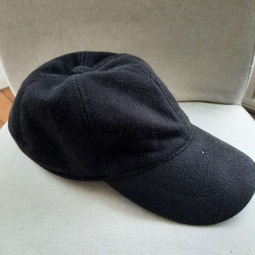 ÜN ŞAPKA pet zwart cashmere wol met oorflappen, Kleding | Heren, Hoeden en Petten, Zo goed als nieuw, Ophalen of Verzenden