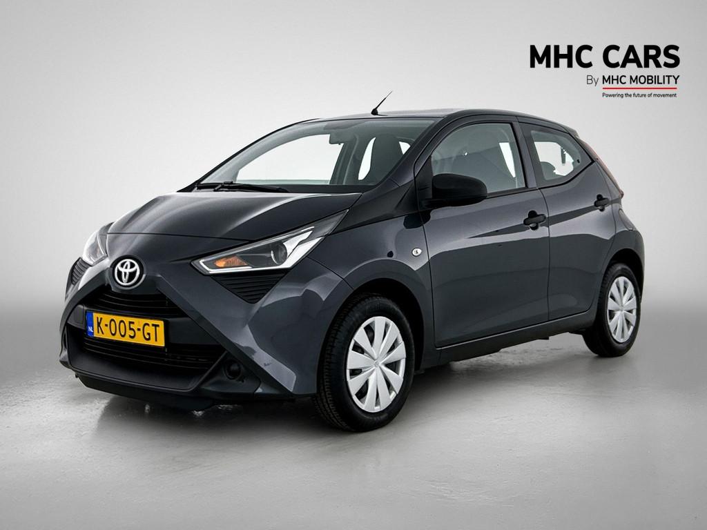 Toyota Aygo 1.0 VVT-i x-fun | Airco | (bj 2020), Stof, Gebruikt, 4 stoelen, Origineel Nederlands