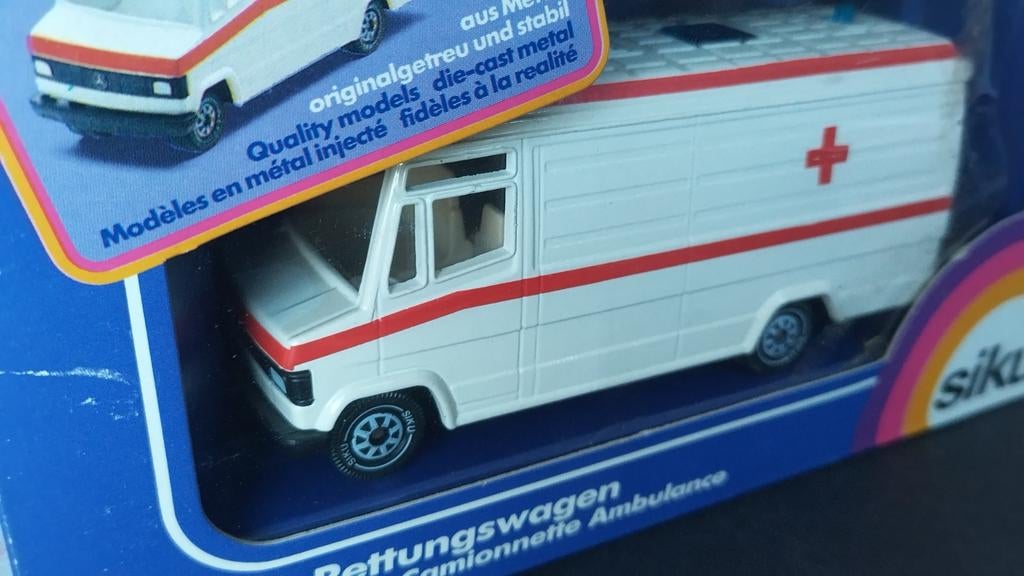 Mercedes Benz 809 D Ambulance Drk 1:55 Siku 1920 Po, Schlittenbacherstrasse 60 Lüdenscheid Germany, Auto, Verzenden, Nieuw