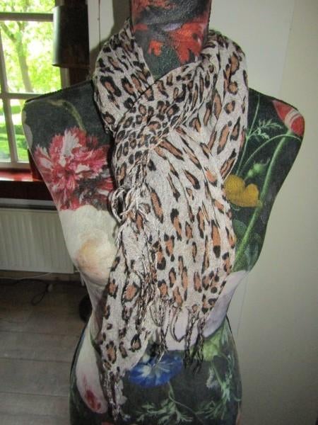 F368 sjaal pashmina panter beige zwart bruin franje katoen, Kleding | Dames, Verzenden, Zo goed als nieuw, Maat 46/48 (XL) of groter