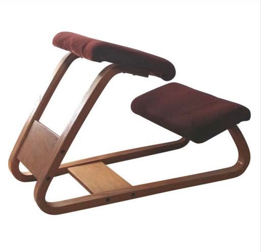 Scandinavische Ergonomisch kruk Teak/ stof, Huis en Inrichting, Krukjes, Ophalen, Zo goed als nieuw, Hout