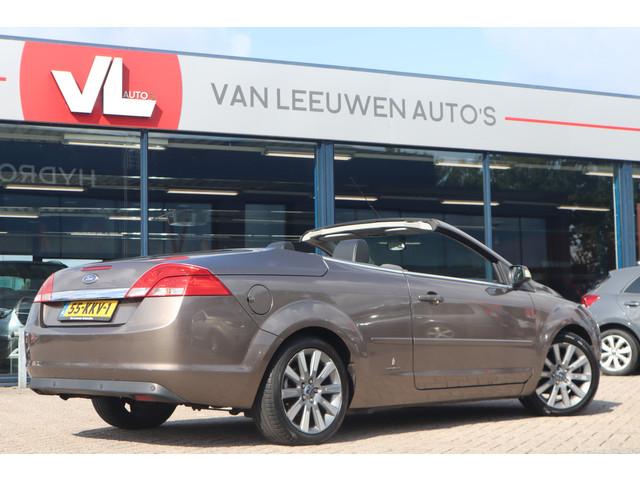 Ford Focus Coupé-Cabriolet 2.0 Trend, Gebruikt, Zwart, 4 cilinders, 4 stoelen