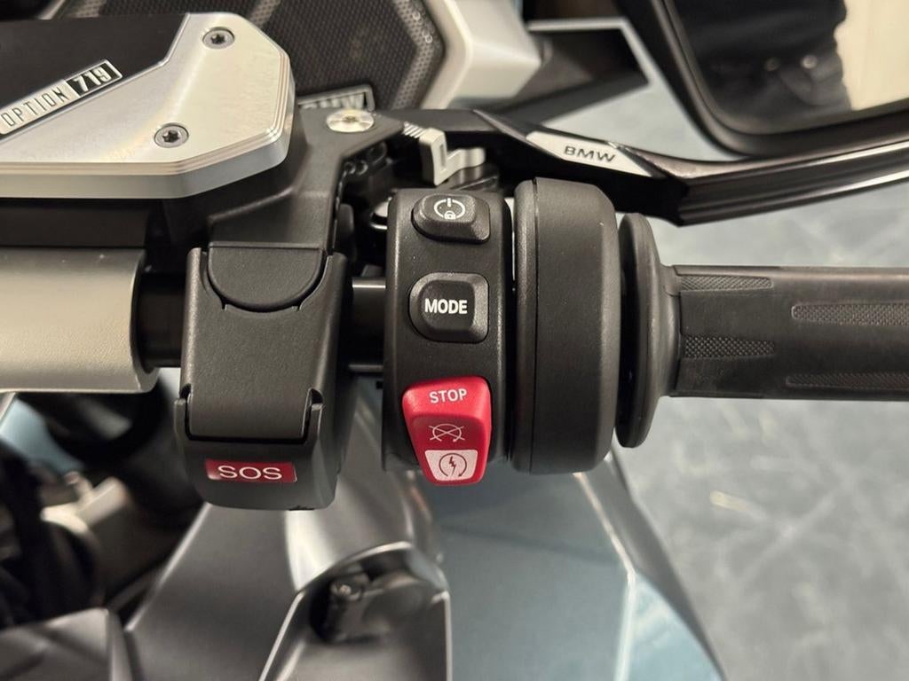 BMW R1300 RT (bj 2025) - foto 3