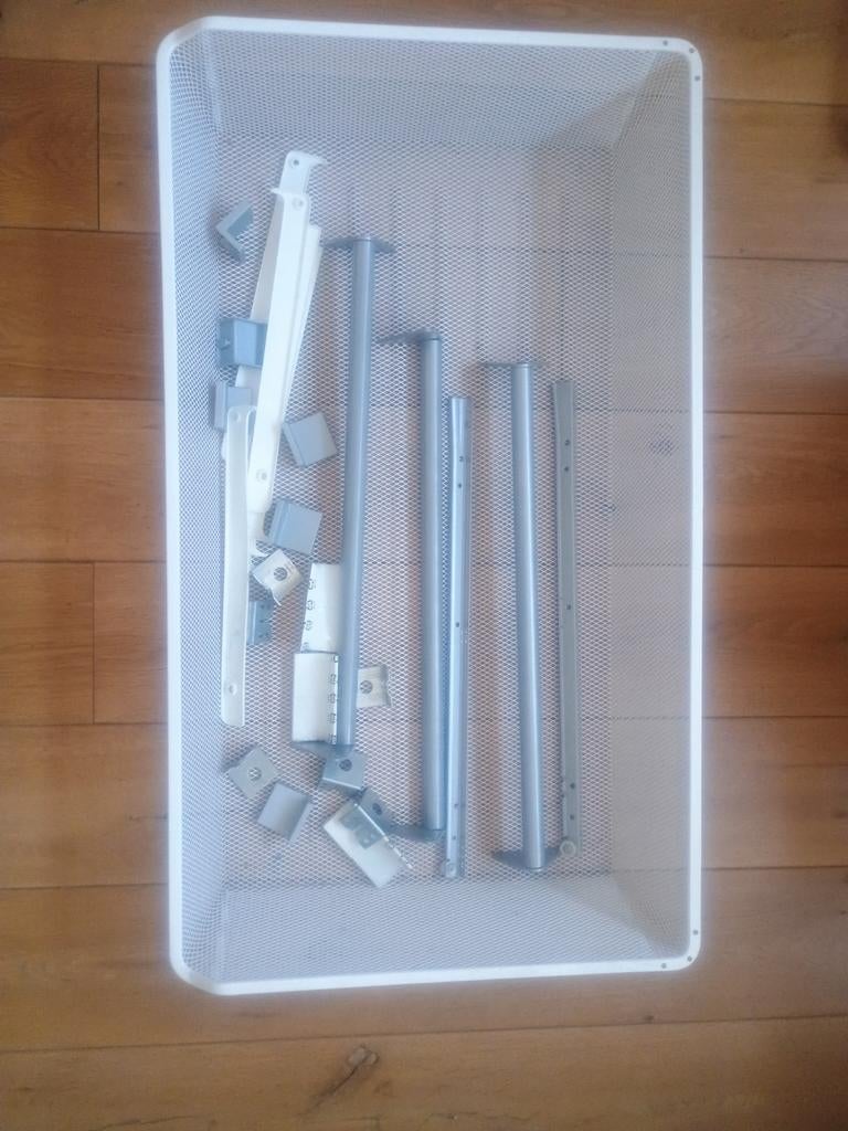 IKEA Utrusta ladegeleiders en frontbevestigingen, Ophalen