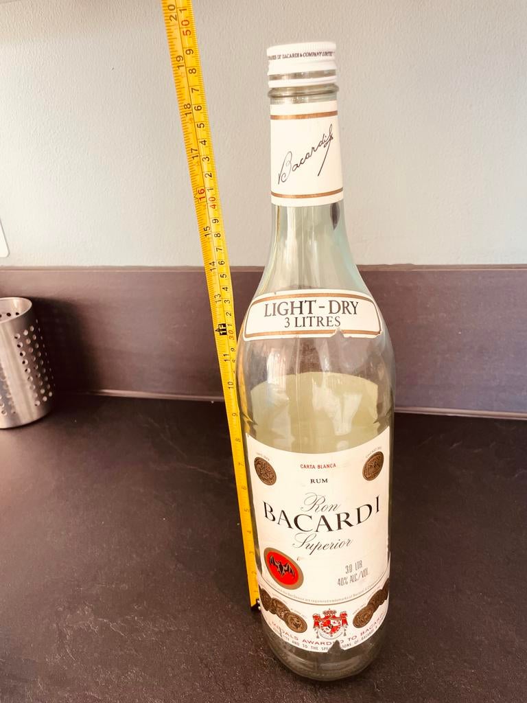 Grote lege Bacardi fles 3 liter - Decoratie/Verzameling, Antiek en Kunst, Ophalen