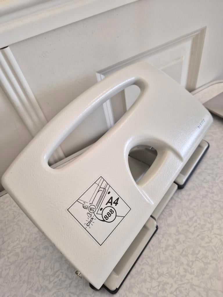 Leitz 4-gaats perforator A4, Diversen, Ophalen of Verzenden, Gebruikt
