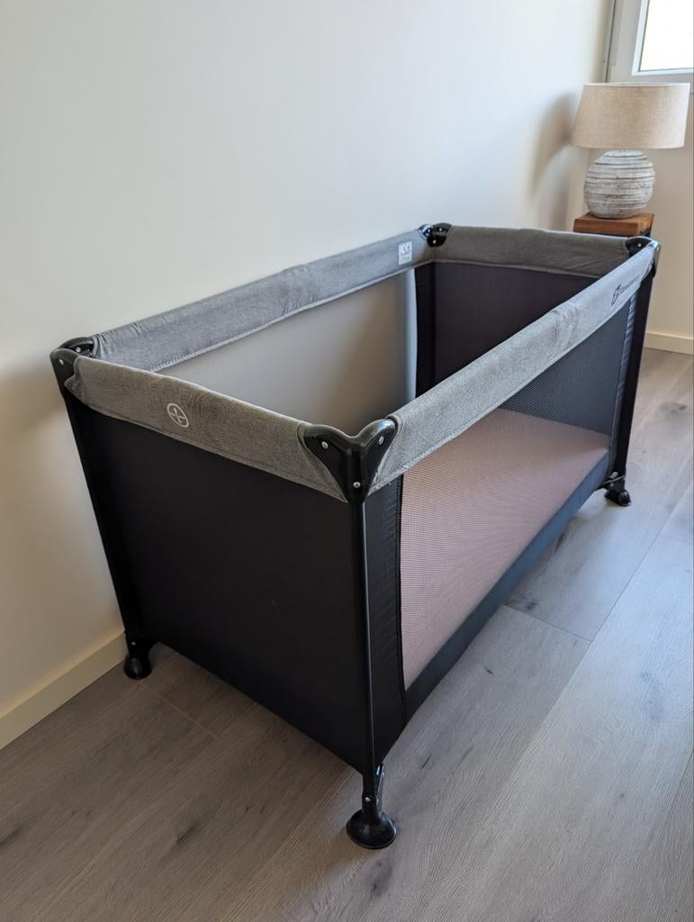 Campingbedje Titaniumbaby, Ophalen of Verzenden, Zo goed als nieuw, Minder dan 140 cm, Minder dan 70 cm