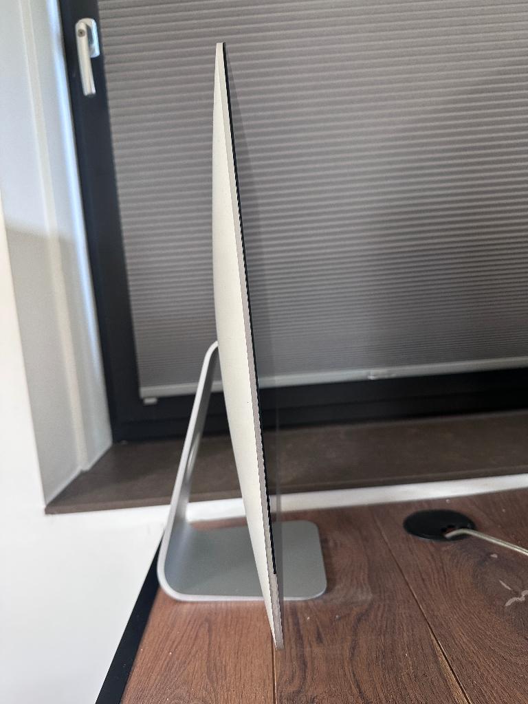 iMac 21,5 inch (eind 2013), Computers en Software, Apple Desktops, Ophalen, Gebruikt, HDD en SSD, 2 tot 3 Ghz
