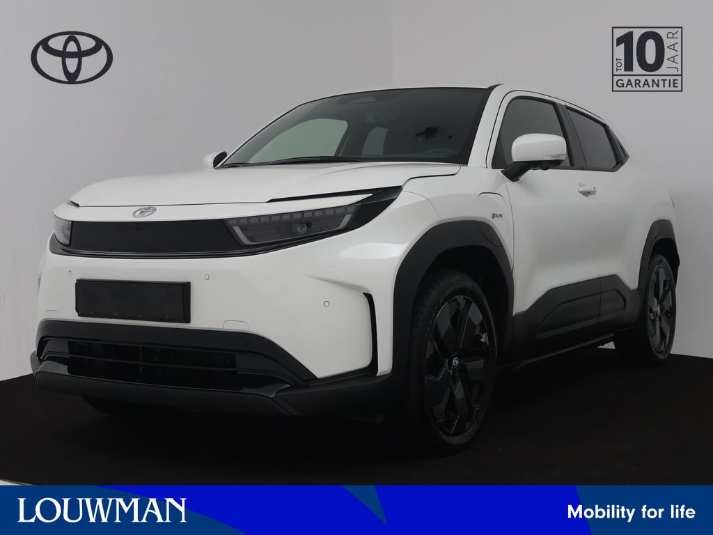 Toyota Urban Cruiser Executive 61 kWh (bj 2026, automaat), 12 maanden, Adaptive Cruise Control, 44 min, Leder en Stof