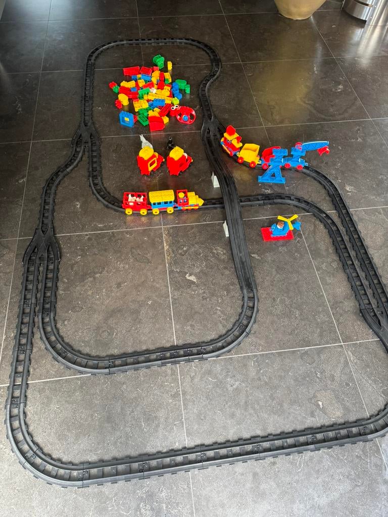 Lego Duplo Trein met brug, 4 wissels en extra rails