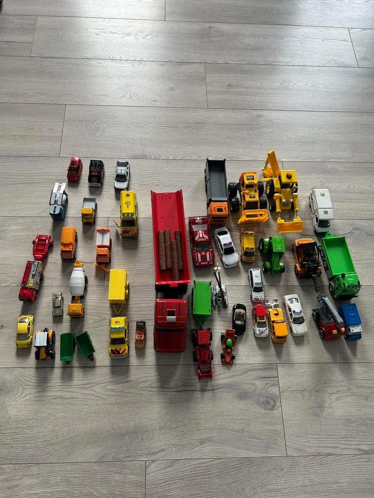 Diverse autootjes in opbergbox, Ophalen, Gebruikt