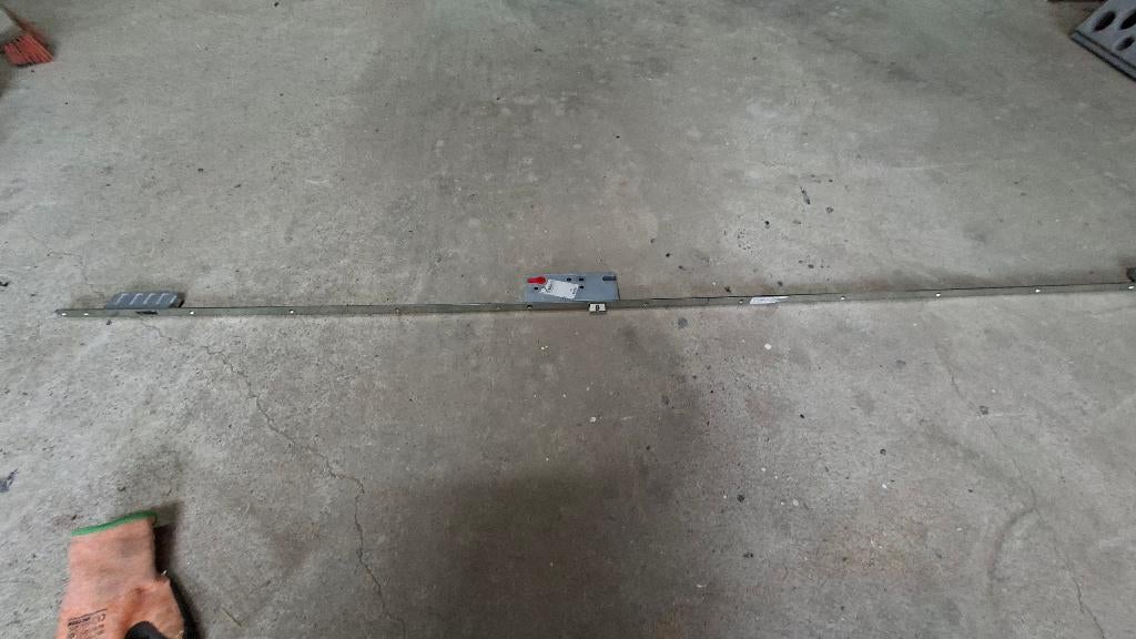 Buva meerpuntssluiting, Ophalen, Zo goed als nieuw, Slot