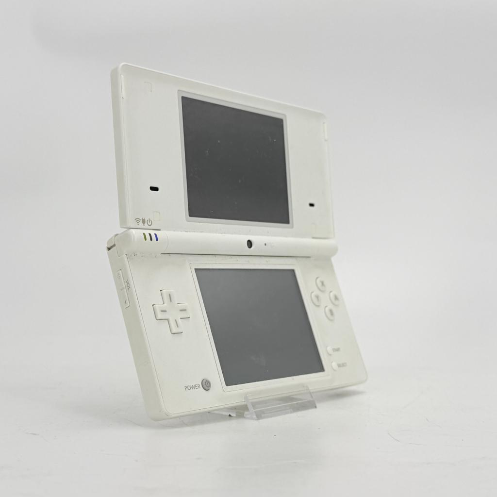 Nintendo DSi - Wit, Nintendo, Zo goed als nieuw, Support@nintendo.com, 11-1 Hokotate-cho, Kamitoba, Minami-ku
Kyoto 601-8501
Japan