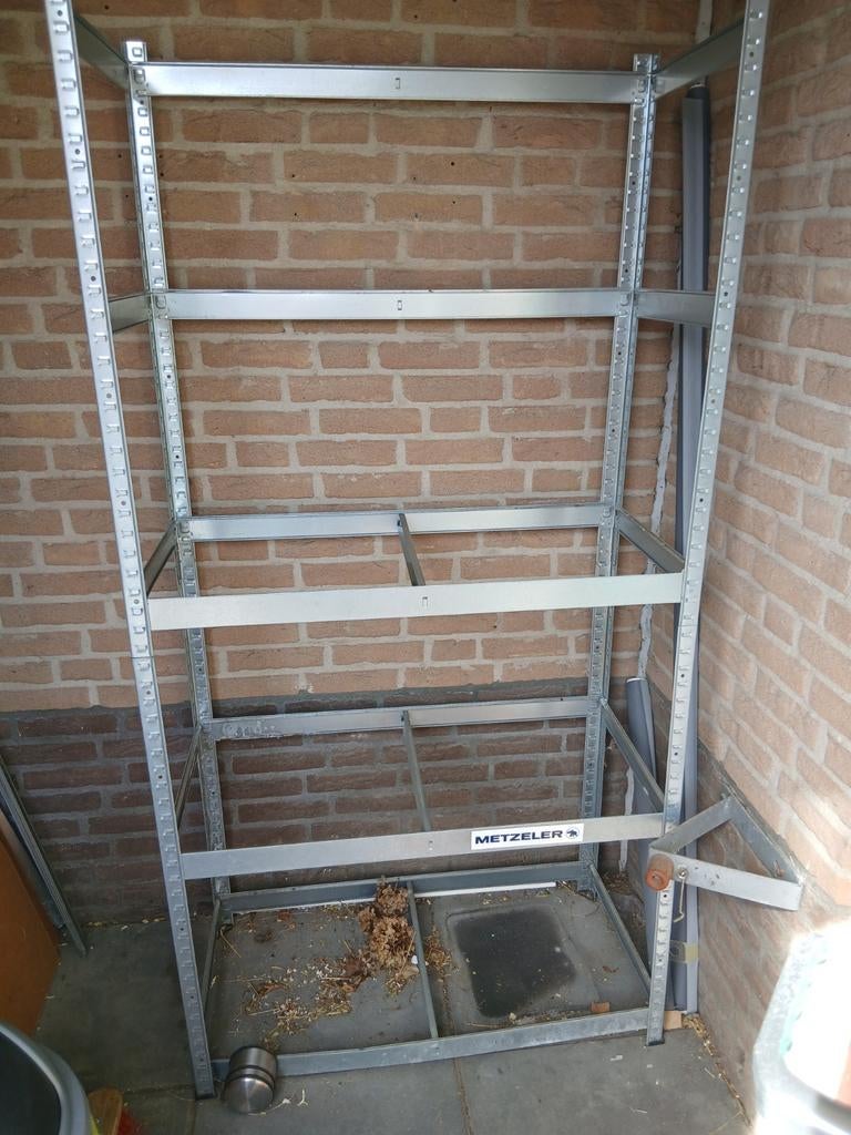 Stellingkast, Ophalen, Gebruikt