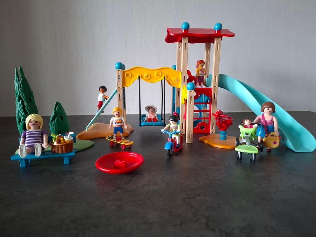 Playmobil Speeltuin 9423 met extra figuren, Ophalen, Zo goed als nieuw