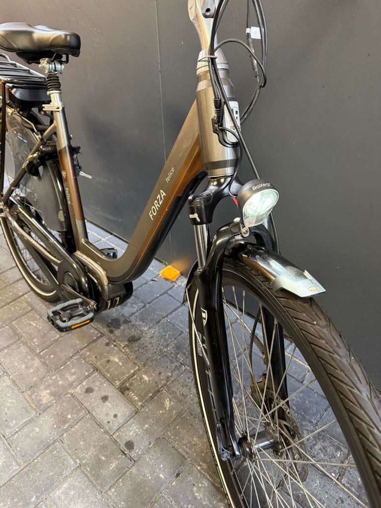 Snelle e-bike Forza 35kmh. 550 watt !, Fietsen en Brommers, Elektrische fietsen, Overige merken, Ophalen of Verzenden, Zo goed als nieuw