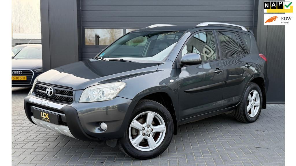 Toyota RAV4 2.0 VVTi Executive Airco|Stoelverwarming|Keyles|, Automaat, 1998 cc, Gebruikt, 4 cilinders