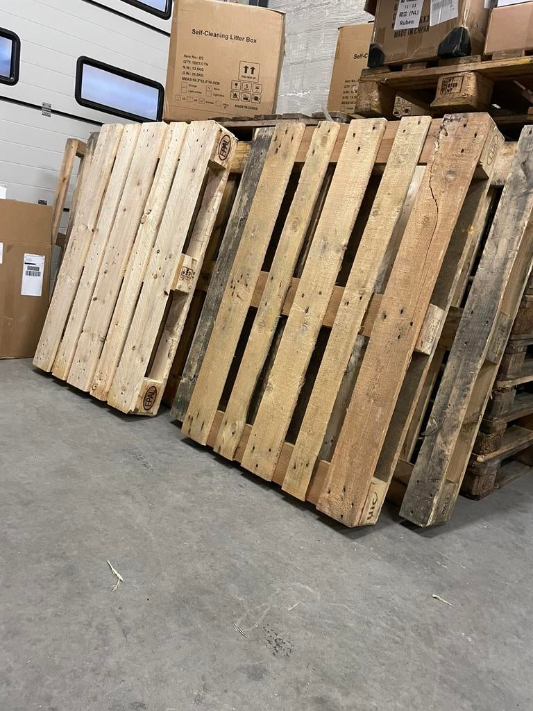 Euro Pallets heel goed 25 stuks, Doe-het-zelf en Verbouw, Hout en Planken, Ophalen of Verzenden, Zo goed als nieuw, Pallet, Minder dan 200 cm