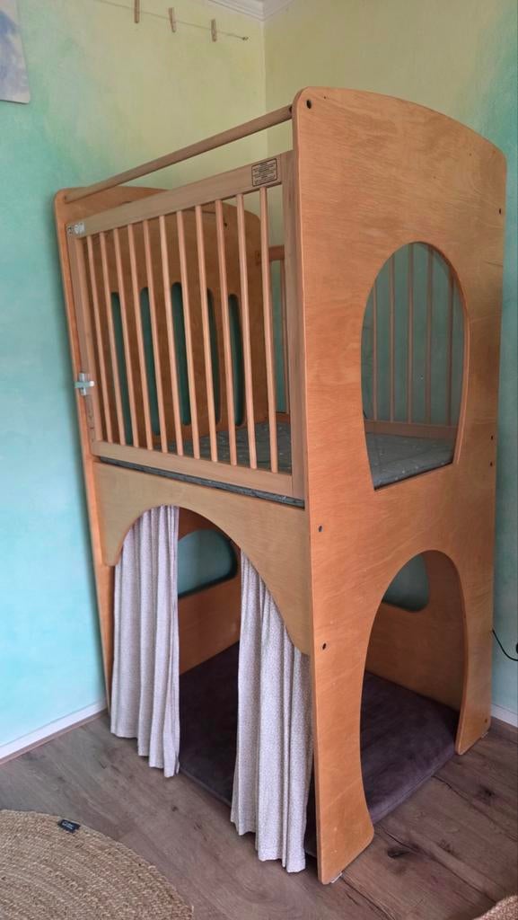 Hoge box voor kinderopvang of gastouder met sfeerverlichting, Kinderen en Baby's, Ophalen, Gebruikt, Rechthoekig, Boxkleed