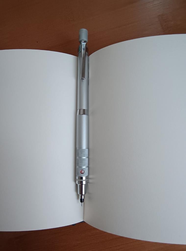 Uni Kuru Toga Mechanical Pencil - 0.5 mm - Silver, Ophalen of Verzenden, Nieuw